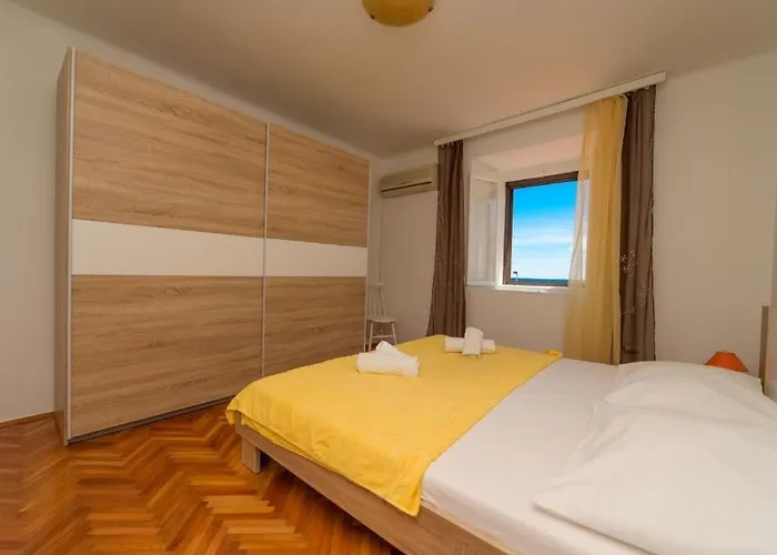 Apartment By The Sea Nerezine, Losinj - 7963