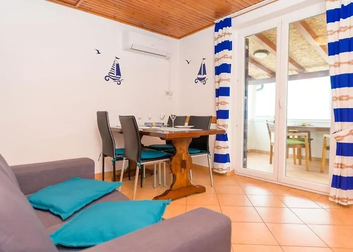 By The Sea Nerezine, Losinj - 7963 Apartment Nerezine